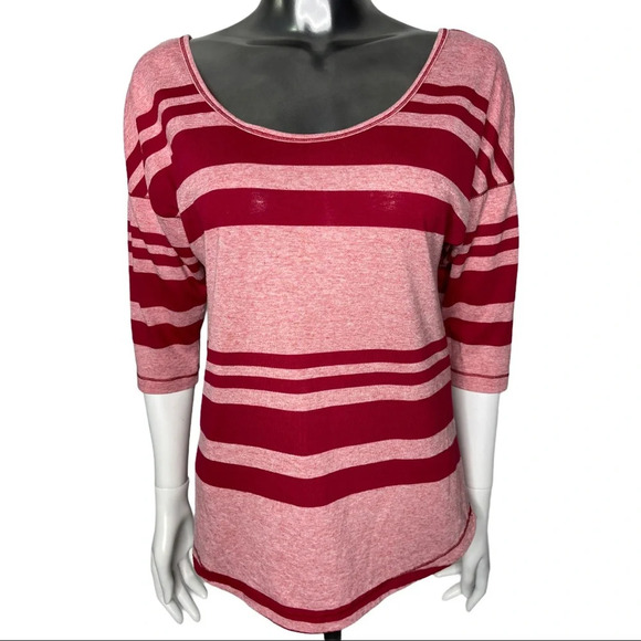 🛍️3/$40 Lole Stripe Poly Linen 3/4 Sleeve Back Detail Top Red Pink Extra Small - Picture 9 of 9